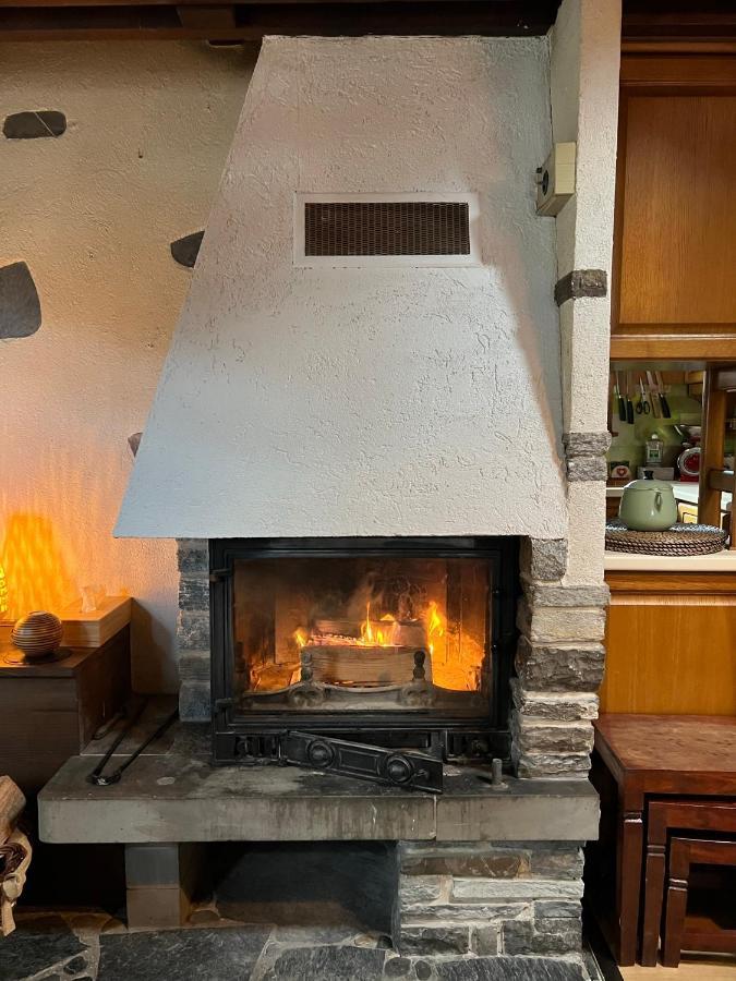 Entire Cozy Chalet In St-Cergue - 30 Min From Geneva Saint-Cergue Exteriör bild